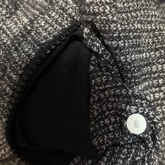 Lululemon Define Zip Jacket Heathered Gray. Great Condition. - Picture 12 of 12